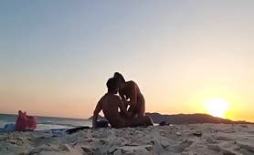Sesso romantico con la Fidanzata a San Vicenzo Toscana