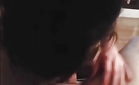 maggiorata fidanzaqta pompino inginocchiata