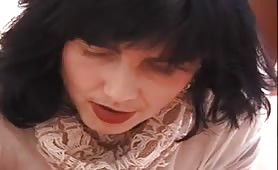 Myriam Gold, sexy torinese inculata in orgia incestuosa con la figlia
