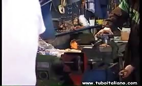 Jessica Rizzo - Postina porca pompino al meccanico